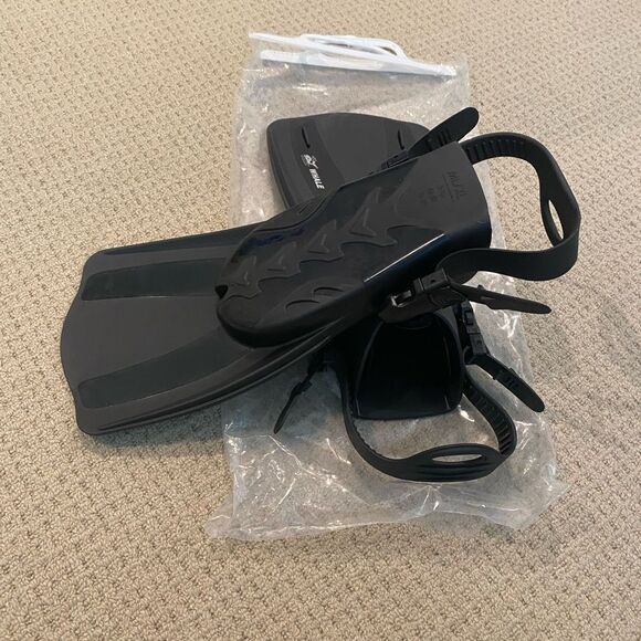 Black Swim Fins for Men BNWT Size L/XL - Picture 5 of 6